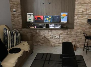 Casa · 250m² · 5 Quartos · 2 Vagas · Casa 5 Dormitórios no Jardim Mesquita toda reformada