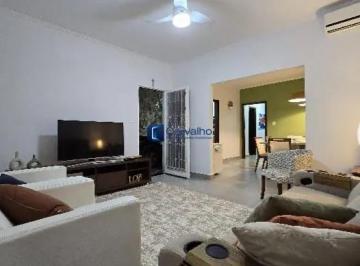 Casa · 170m² · 3 Quartos · 3 Vagas · Casa à venda com 170m², 3 quartos e 3 vagas