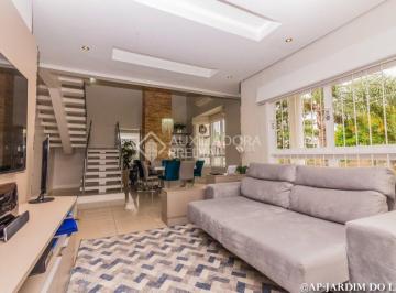 Casa · 269m² · 3 Quartos · 4 Vagas · Casa de alto padrão em bairro nobre em Canoas!!