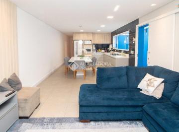 Casa · 180m² · 2 Quartos · 2 Vagas · asa de 180 m² com 2 Dormitórios, Suíte, 4 Banheiros e 2 Vagas em Nova Petrópolis
