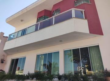 Casa · 327m² · 3 Quartos · 6 Vagas · Sobrado à venda em Nova Petrópolis, São Bernardo