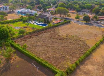 5a286ad9a9af17203ea8b8a7d57bb94e3414d626 · Maravilhoso Lote de esquina em condomínio formado