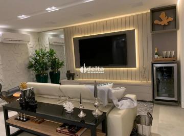 Apartamento · 142m² · 3 Quartos · 2 Vagas · Apartamento com 3 quartos sendo 1 suíte disponível para locação no bairro Patrimônio em Uberlândia-M