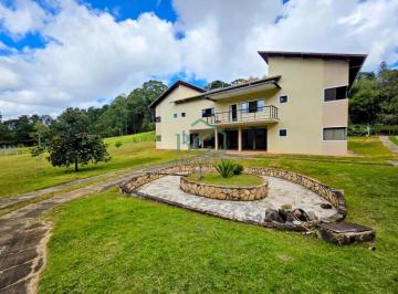 FACHADA · Excelente casa á venda em um exclusivo condomínio fechado em Poços de Caldas MG.