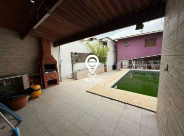 Casa · 130m² · 4 Quartos · 3 Vagas · Casa à Venda com 4 Quartos, 3 Banheiros e 3 Vagas no Campo Belo - São Paulo/SP
