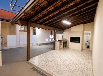 Casa · 265m² · 5 Quartos · 2 Vagas · Casa a venda, Bairro Fabrício.