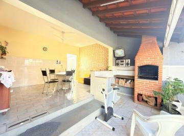 whatsapp-image-2026-05-11-at-093650-17788730847467.jpeg · Casa á Venda Bairro Jardim Mollon.