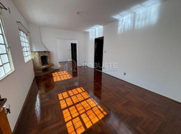 Casa · 204m² · 3 Quartos · 2 Vagas · Casa para locacao de 3 quartos (Residencial ou comercial) ao lado da Construmarques