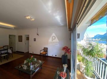 Apartamento · 167m² · 4 Quartos · 4 Vagas · Lagoa! 4 quartos (1 suíte) com 4 banheiros ao total. 4 vagas na escritura!