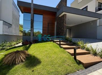 Casa · 185m² · 3 Quartos · 2 Vagas · Casa de alto padrão com 3 dormitórios e piscina em São José