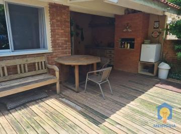 400b680715846c16e43cef1153c9eccb03260e62 · Casa a venda no condomínio Villaggio da Granja com lazer de clube