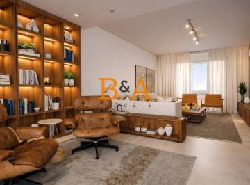 Apartamento · 160m² · 3 Quartos · 1 Vaga · Excelente apartamento à venda na Rua Bolívar - Copacabana, com vista lateral para o mar!