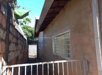 Casa de 3 quartos, Sobradinho · Casa excelente com lote amplo