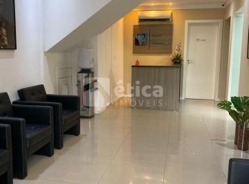 Comercial · 70m² · Sala comercial térrea  com 70 m2 no centro de Itajaí, ideal para consultórios