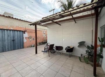 Casa · 3 Quartos · 2 Vagas · CASA A VENDA 3 QUARTOS| 2 BANHEIROS| 1 SUITE| 2 VAGAS