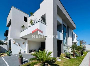 Casa · 336m² · 5 Quartos · 3 Vagas · Casa de condomínio em  Estrada Oscar Vieira da Costa Júnior - Cajueiros (Itaipuaçu) - Maricá/RJ