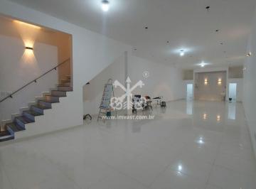Comercial · 300m² · Galpão NOVO para locação na Mooca, próximo à Rua da Mooca com 300m!