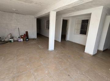 hoetcts2yta3mwm4n2yynjg4_md · Casa geminada para locação na Tupi, em Praia Grande SP.