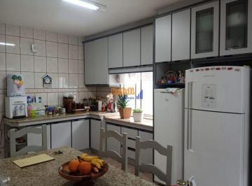 jtmeojy2yta3mmm0ytaxzdi1_md · Linda casa com 4 quartos, sedo 2 suítes, espaço gourmet em Florianópolis/SC