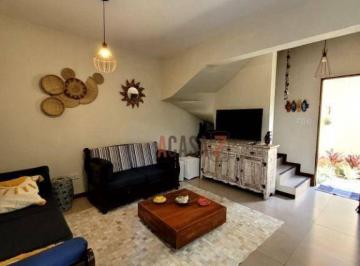 b029c31357b1beeab419191d72794c41c7dcad84 · Casa com 2 dormitórios à venda, 80 m² - Praia de Boiçucanga - São Sebastião/SP