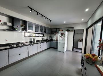 Casa · 176m² · 3 Quartos · 4 Vagas · Linda Casa em Condominio - Zona Oeste