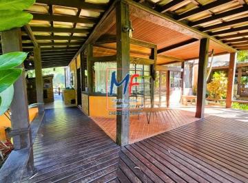 Casa · 120m² · 3 Quartos · Casa à venda em cond. fechado em Ilhabela/SP, com 3 quartos (1 suíte), sala, lareira, cozinha, varan