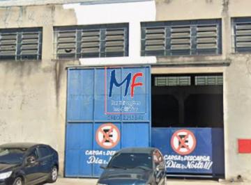 Comercial · 400m² · Galpão comercial para locação na Cidade Líder, com 2 banheiros, cozinha de apoio, pé direito alto (4