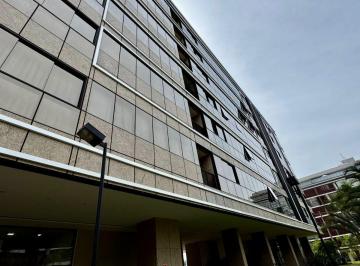 Apartamento de 2 quartos, Brasília · SQNW 306 – Noroeste02 quartos, 02 vagas soltas, reformado com marcenaria planejada.