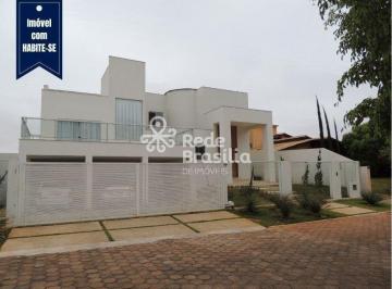Casa · 568m² · 5 Quartos · 3 Vagas · Ville de Montagne | Exclusividade, Sofisticação e Lazer Privativo em um Só Lugar