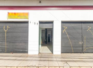 Comercial · 300m² · Loja na Estrada de Itapecerica, N. 1770 • 300 m²