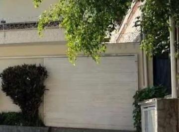 Comercial · 600m² · 6 Vagas · Casa comercial na Rua Iraúna, N. 405 • 600 m²