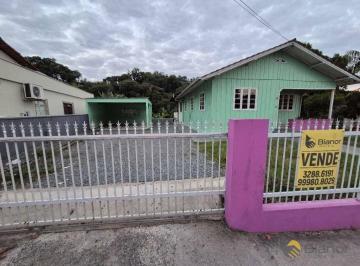 fcf39e3e73518659d0bbefd0679edf970a3aa448 · Casa com 4 dormitórios à venda, 200 m² por R$ 1.900.000,00 - Salto Norte - Blumenau/SC
