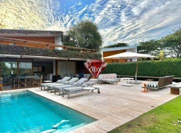 5e0ab669c94da4b22c3f3b67c1cfc12aaeed27ae · Casa na Fazenda Boa Vista
