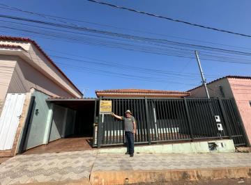 Imagem 1 · Casa para venda em Centro, Nepomuceno