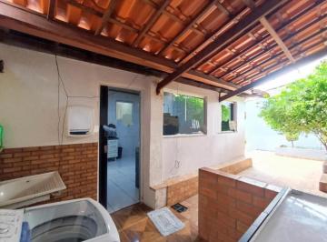 Imagem 1 · Casa para venda em Petrópolis, Betim