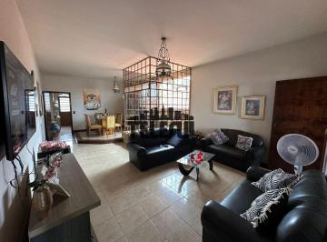 Imagem 1 · Casa para venda em Vila Registânea, Varginha