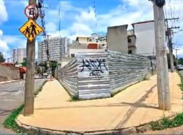 Imagem 1 · Terreno