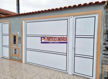 Casa · 140m² · 3 Quartos · 2 Vagas · Casa com 3 dormitórios e piscina na cidade de Mongaguá!