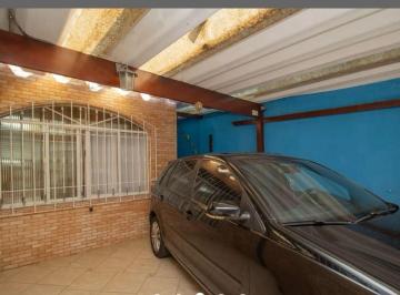 Garagem · Vendo sobrado em excelente localização proximo ao metrô