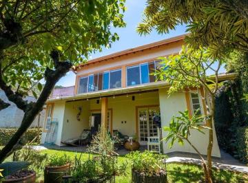 Foto 01 · Casa à venda em Ilhabela-SP,