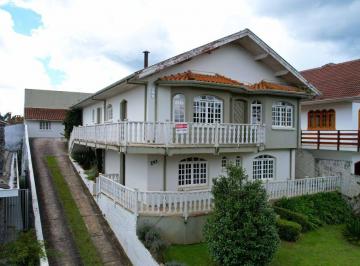 Casa de 3 quartos, Campos do Jordão · Casa à Venda com 3 Suítes ¨ OPORTUNIDADE