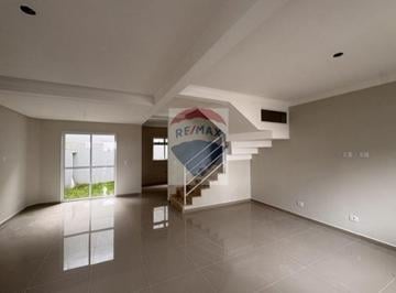 Casa de 3 quartos, Curitiba · Sobrado à venda no Uberaba