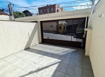 Casa de 3 quartos, São Paulo · Sobrado reformado no Butantã | 3 dorms | 2 vagas | Próximo à USP
