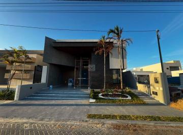 Casa · 123m² · 3 Quartos · 2 Vagas · Casa Térreo de Alto Padrão - Padang Beach Residence