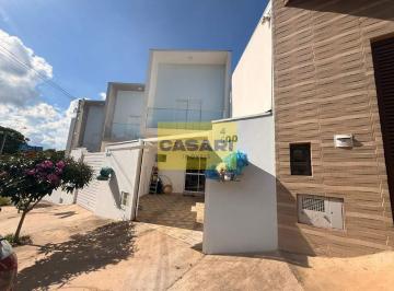 Casa · 56m² · 2 Quartos · 1 Vaga · jjjj