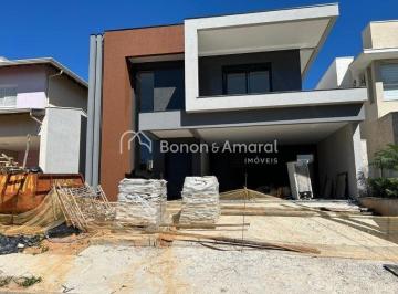 Casa · 234m² · 3 Quartos · 4 Vagas · Casa de Condomínio com 3 Quartos e 5 banheiros à Venda, 235m²