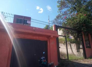 Casa · 207m² · 2 Quartos · 1 Vaga · Casa à venda com piscina no bairro Glória, Zona Sul de Porto Alegre – 207m² cons