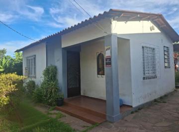 Casa · 90m² · 2 Quartos · 3 Vagas · Casa 2 dormitórios com pátio e 3 vagas no Camaquã