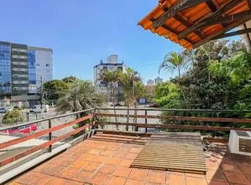Casa · 340m² · 4 Quartos · 1 Vaga · Casa ampla na Vila Ipiranga com 340 m², 4 dormitórios e potencial comercial