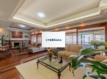 Apartamento · 302m² · 4 Quartos · 2 Vagas · Apartamento de 4 dormitórios, 2 suítes, 2 vagas e elevador na Castro Alves.